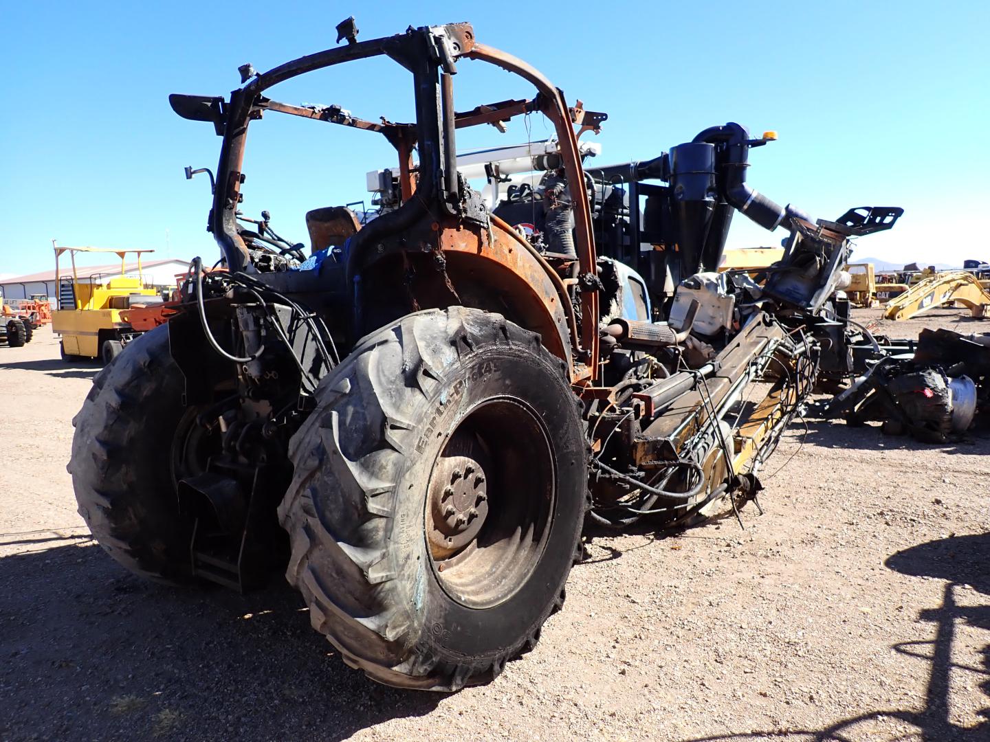 ./imagenes/INVOICE/2019/16456/TRACTOR NEW HOLLAND_T6020 (6).JPG